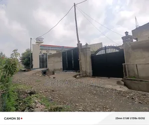 3bdrm Farm House in Oromia-Finfinne for sale