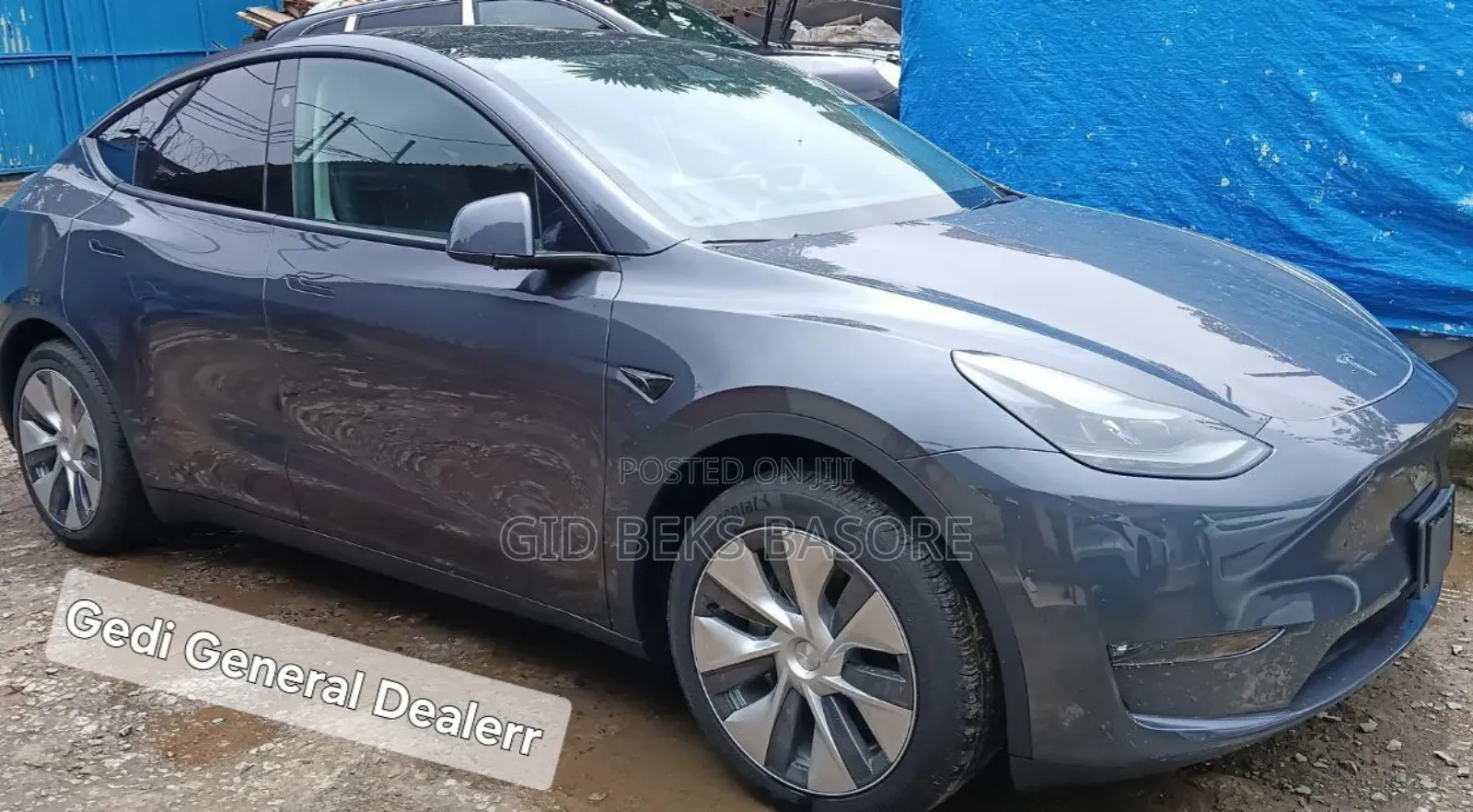 New Tesla Model Y 2023 Blue