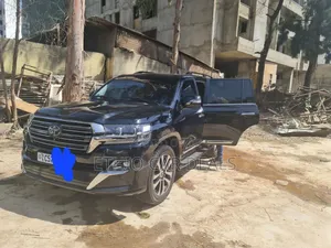 Toyota Land Cruiser 2022 Black