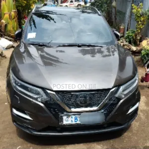Photo - Nissan Qashqai 2018 Brown