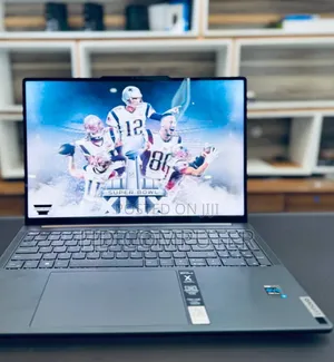 Photo - New Laptop Lenovo Yoga 9i 32GB Intel Core I9 SSD 1T