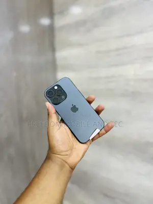 New Apple iPhone 16 Pro 256 GB Black