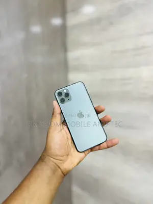 Photo - Apple iPhone 11 Pro 64 GB Green