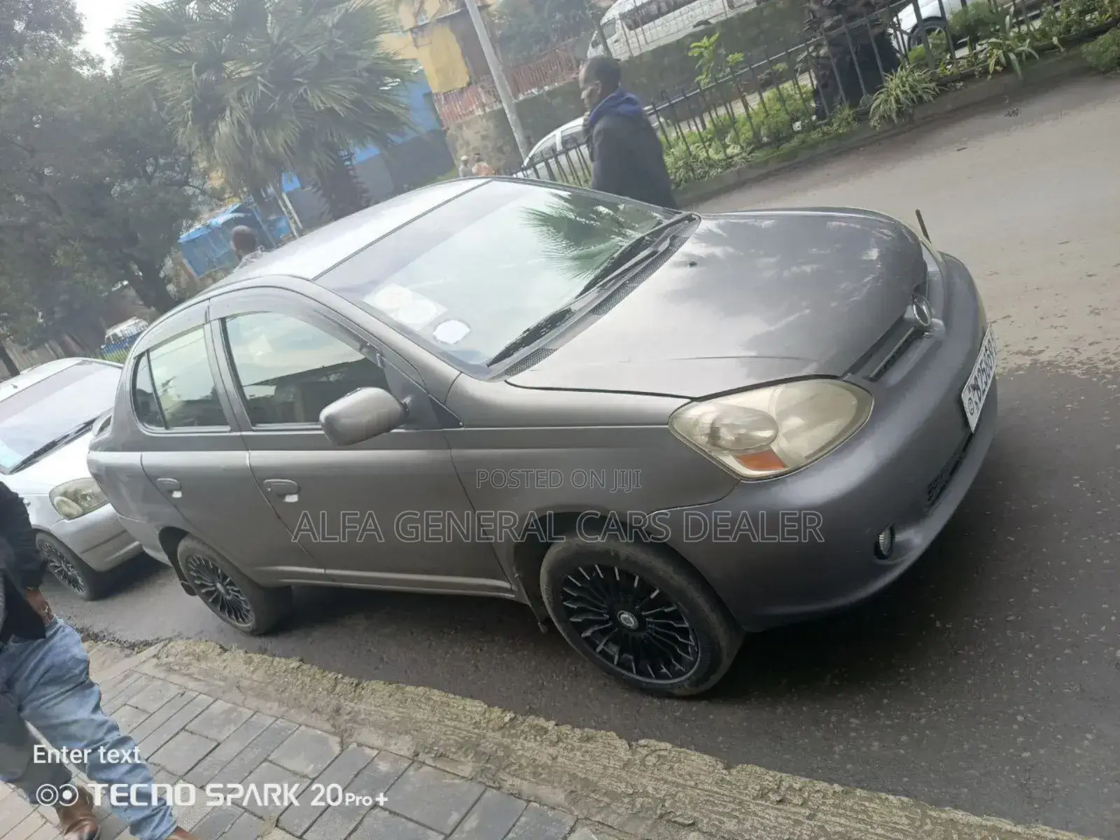 Toyota Platz 2005 Gray
