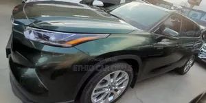 Toyota Highlander 2023 Green
