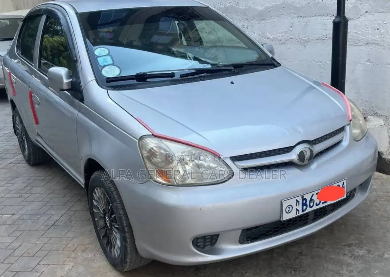 Toyota Platz 2004 Silver