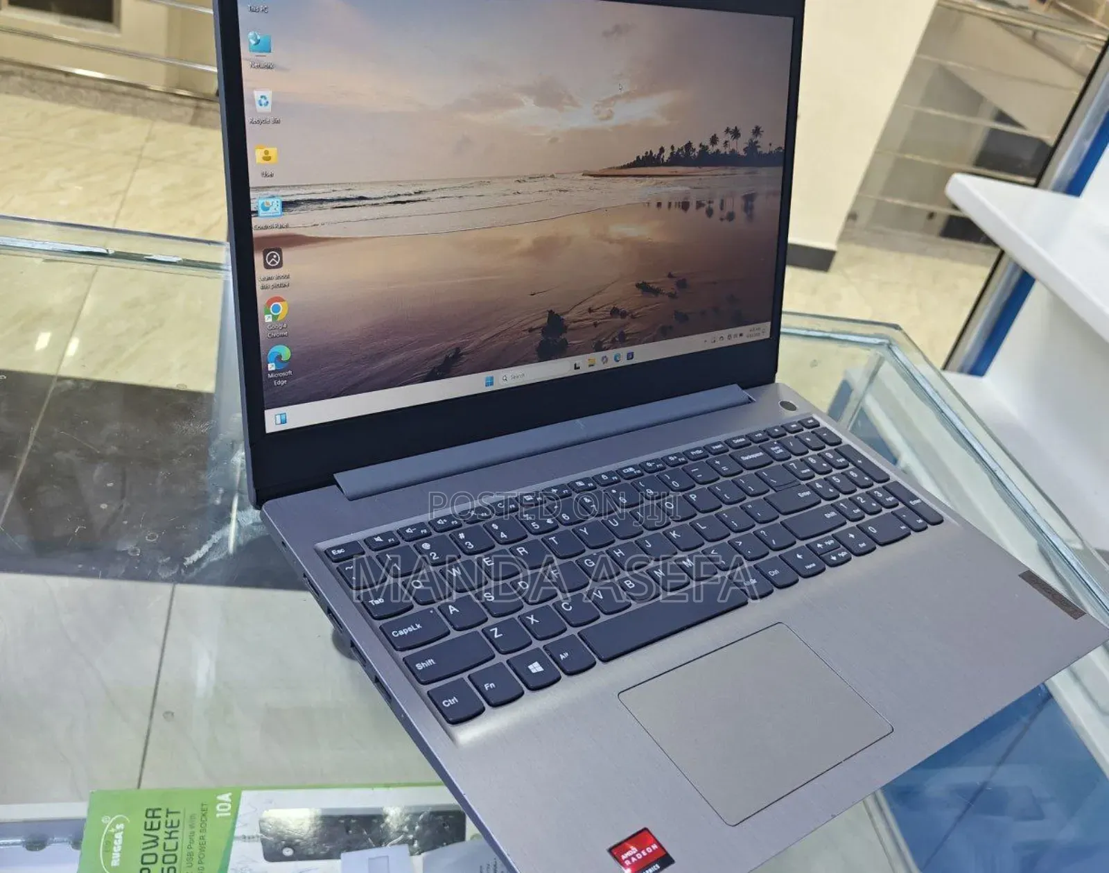 New Laptop Lenovo Ideapad 3 8GB AMD Ryzen 5 SSD 256GB