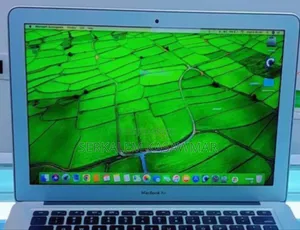 New Laptop Apple MacBook Air 2014 4GB Intel Core I5 SSD 128GB