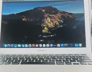 New Laptop Apple MacBook Air 2015 8GB Intel Core I7 SSD 512GB