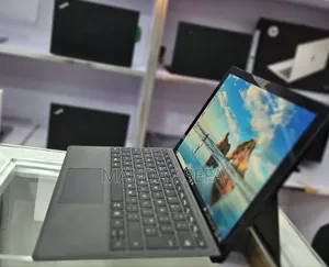 New Laptop Microsoft Surface Pro 6 8GB Intel Core I7 SSD 256GB
