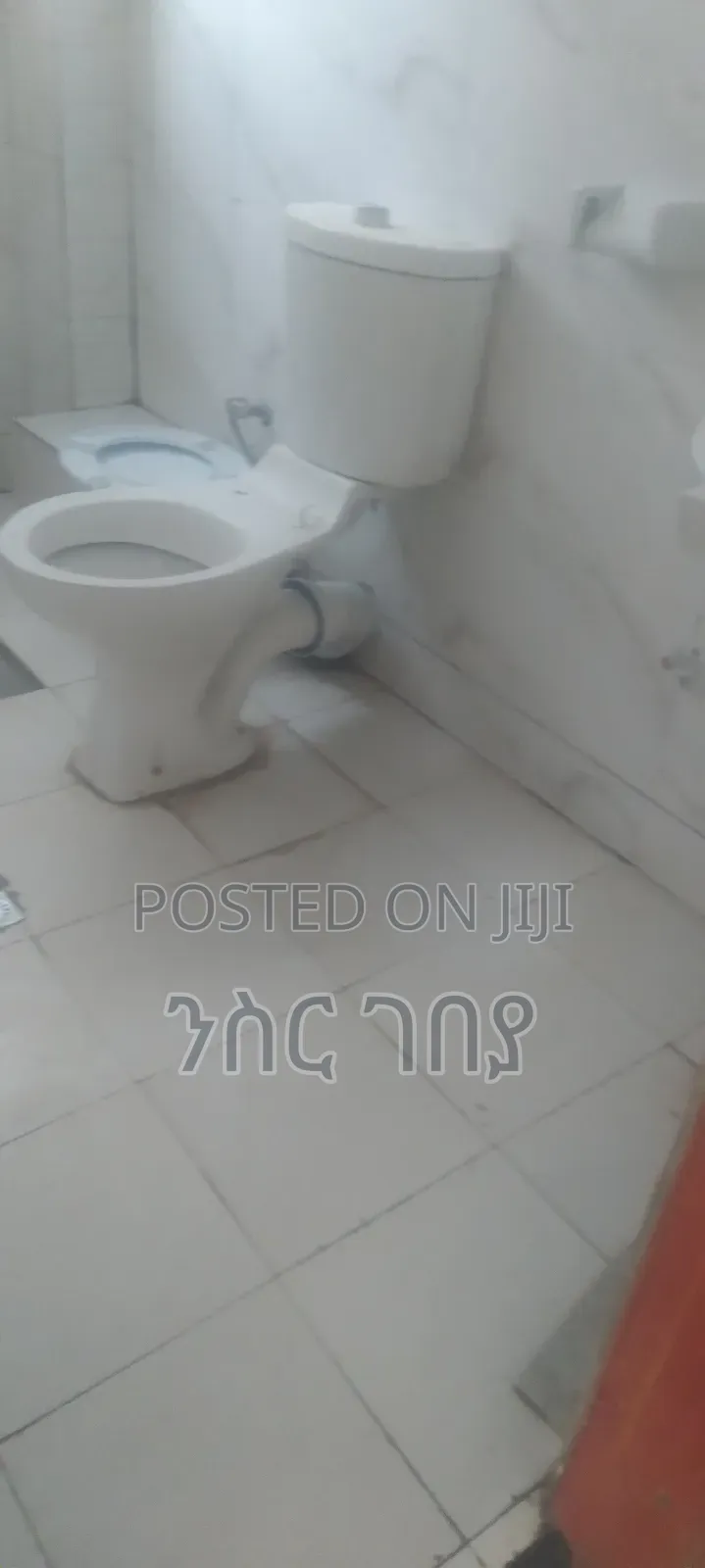 Furnished 3bdrm Condo in Ayat 49, 40/60, Yeka for rent