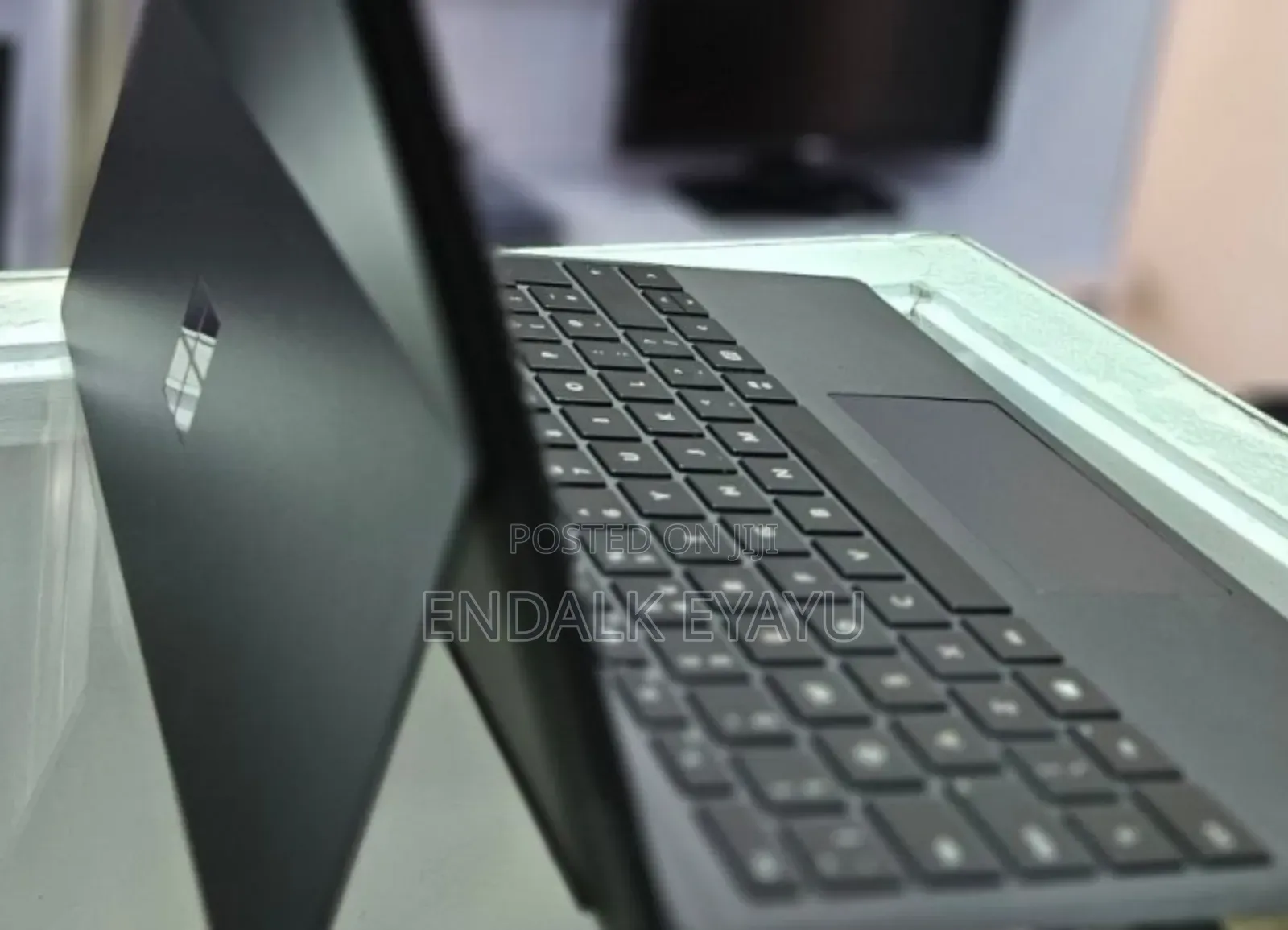 New Laptop Microsoft Surface Pro 6 8GB Intel Core I7 SSD 256GB