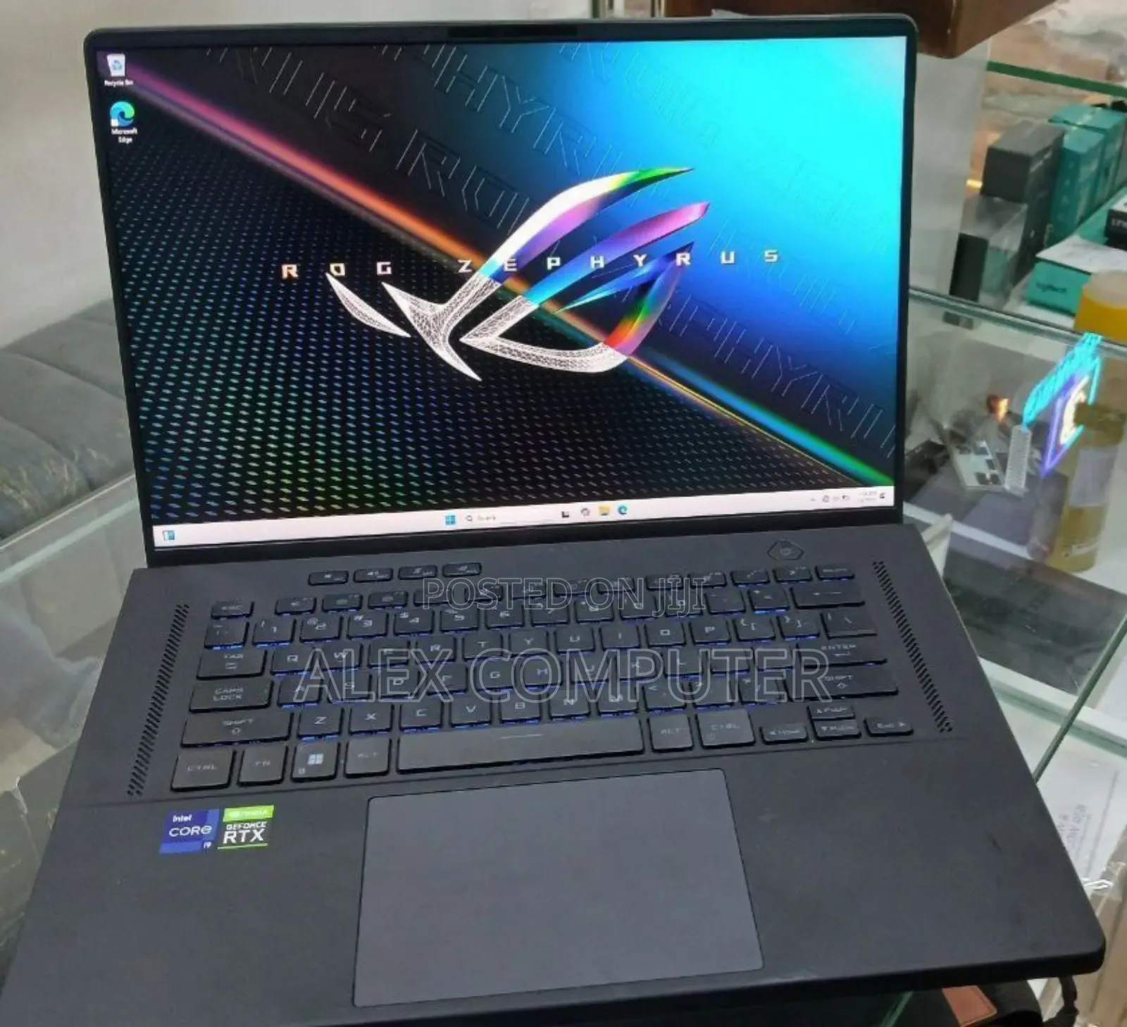 New Laptop Asus ROG Zephyrus G15 16GB Intel Core I9 SSD 1T