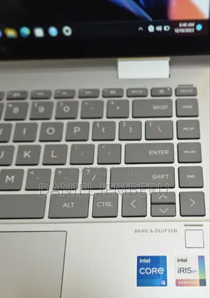 New Laptop HP Envy X360 8GB Intel Core I5 SSD 512GB