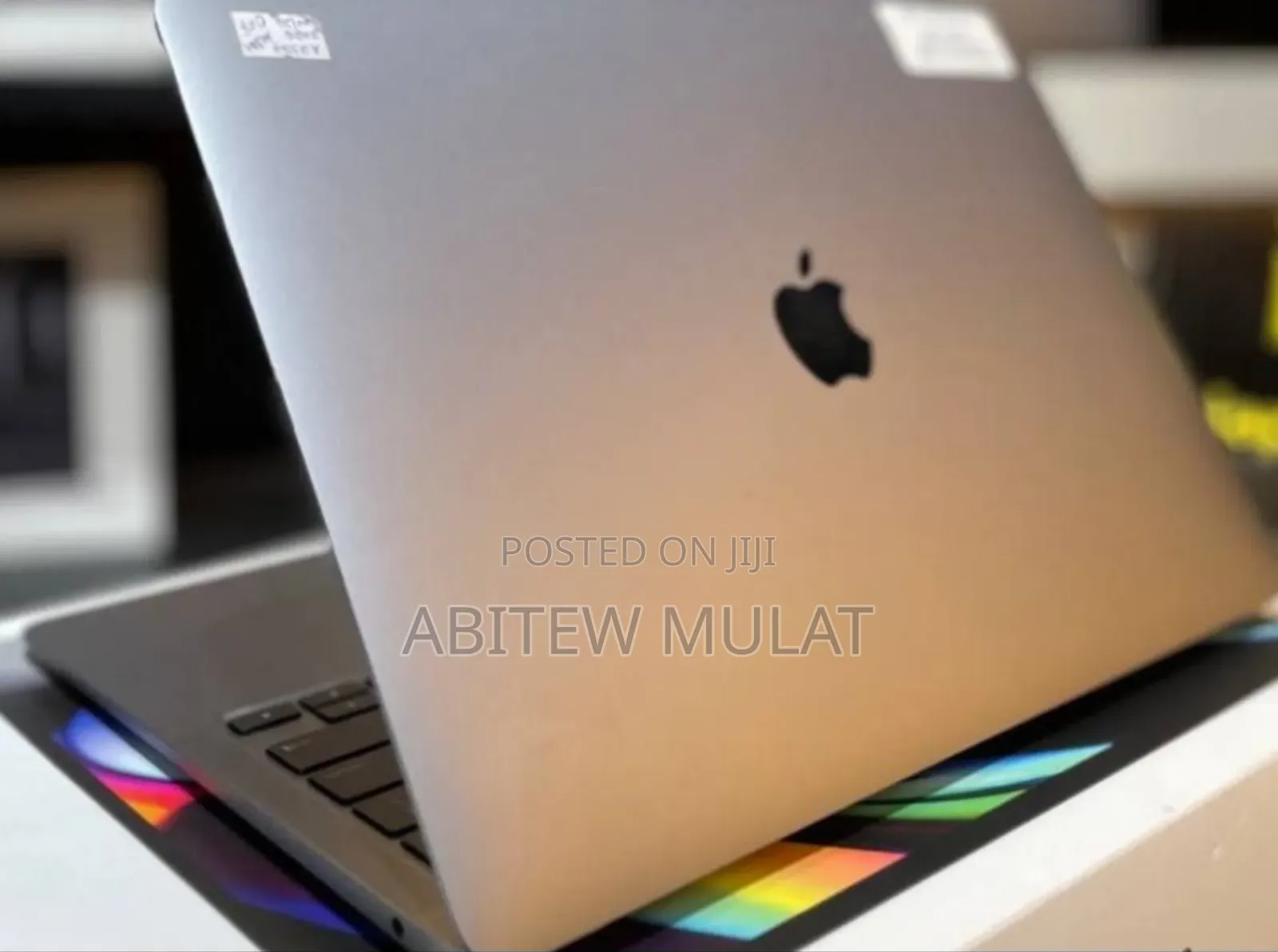 New Laptop Apple MacBook Air 2020 M1 8GB Apple M1 SSD 256GB