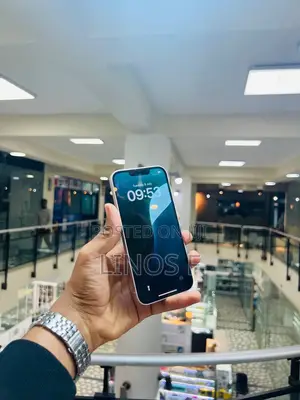 Photo - Apple iPhone 12 Pro 256 GB Gold