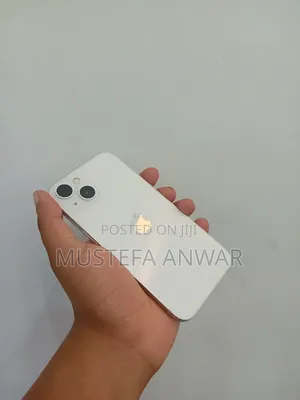 Photo - Apple iPhone 13 128 GB White