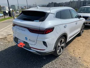 BYD Song Plus DM-i 2022 White