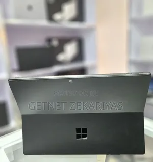 New Laptop Microsoft Surface Pro 6 8GB Intel Core I7 SSD 256GB