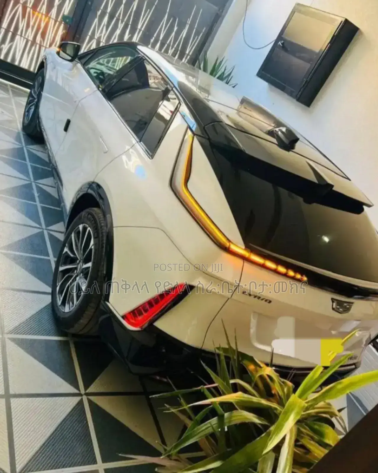New Cadillac Lyriq 2024 Ivory