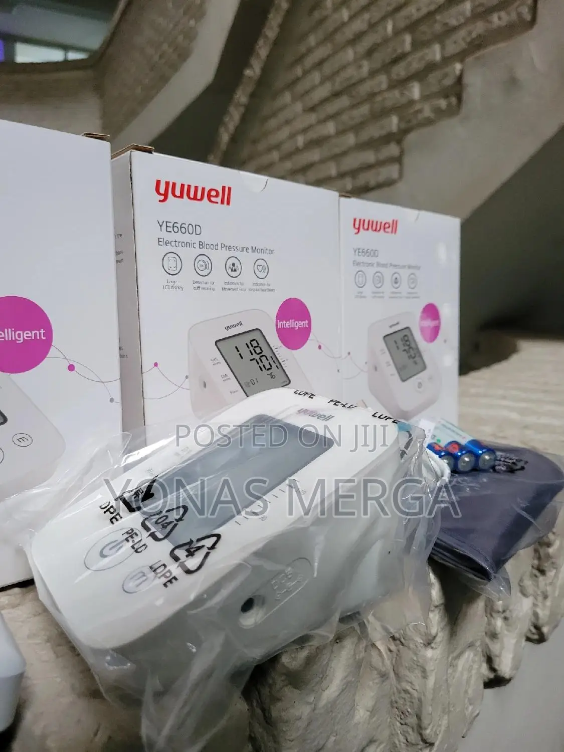 Bp Monitoring/Interesting Features//Intelligent Technology