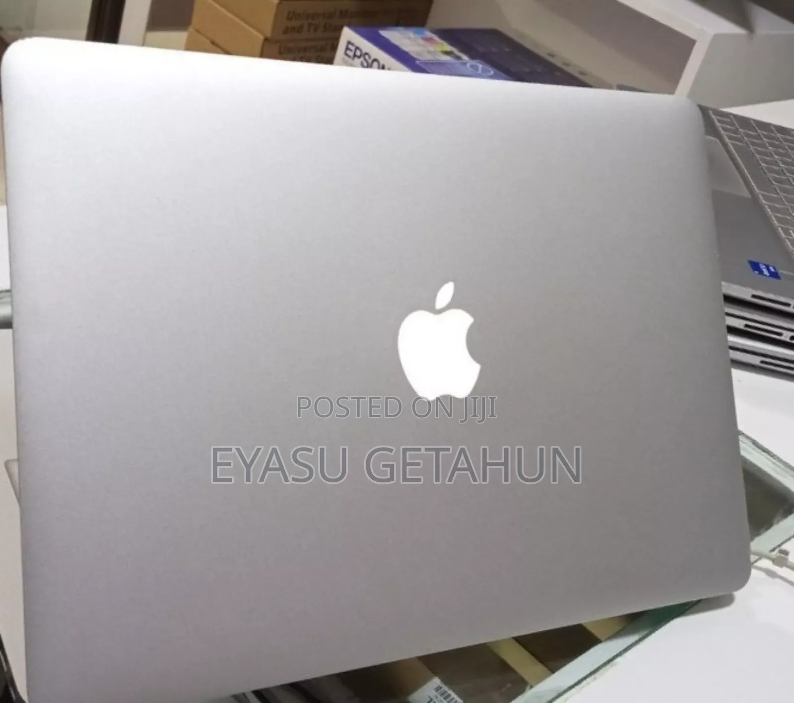 New Laptop Apple MacBook 2011 4GB Intel Core I5 SSD 128GB