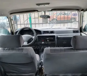 Toyota Land Cruiser 90 1997 White