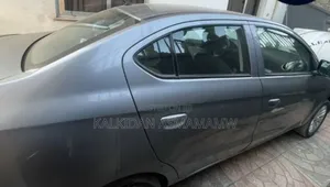 Mitsubishi Attrage 2021 Black