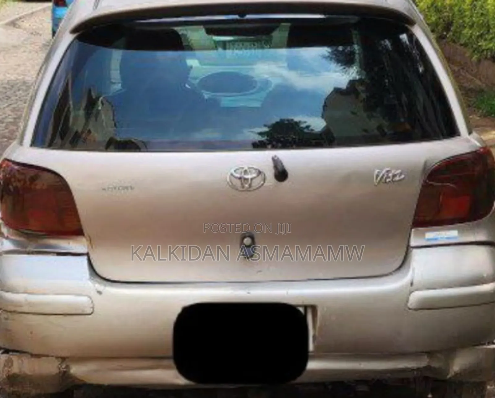 Toyota Vitz 2002 Silver