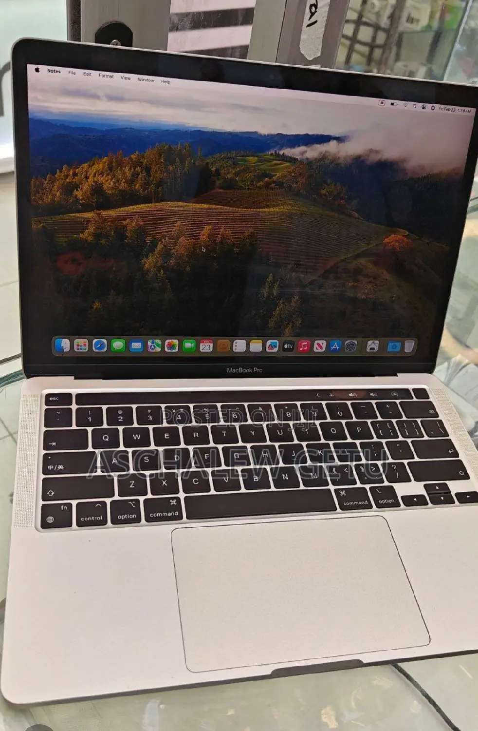 New Laptop Apple MacBook Pro M1 8GB Apple M1 Pro SSD 256GB