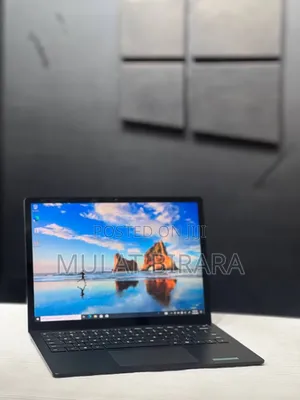 New Laptop Microsoft Surface 16GB Intel Core I7 SSD 512GB