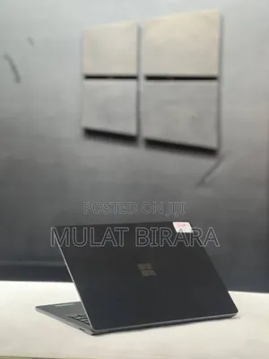 New Laptop Microsoft Surface 16GB Intel Core I7 SSD 512GB