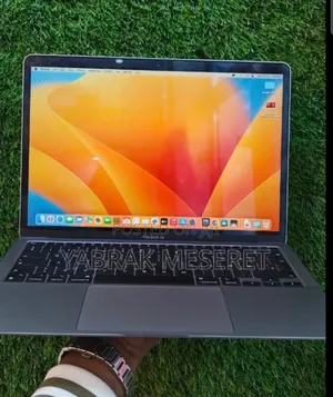 New Laptop Apple MacBook Air 8GB Apple M1 SSD 256GB
