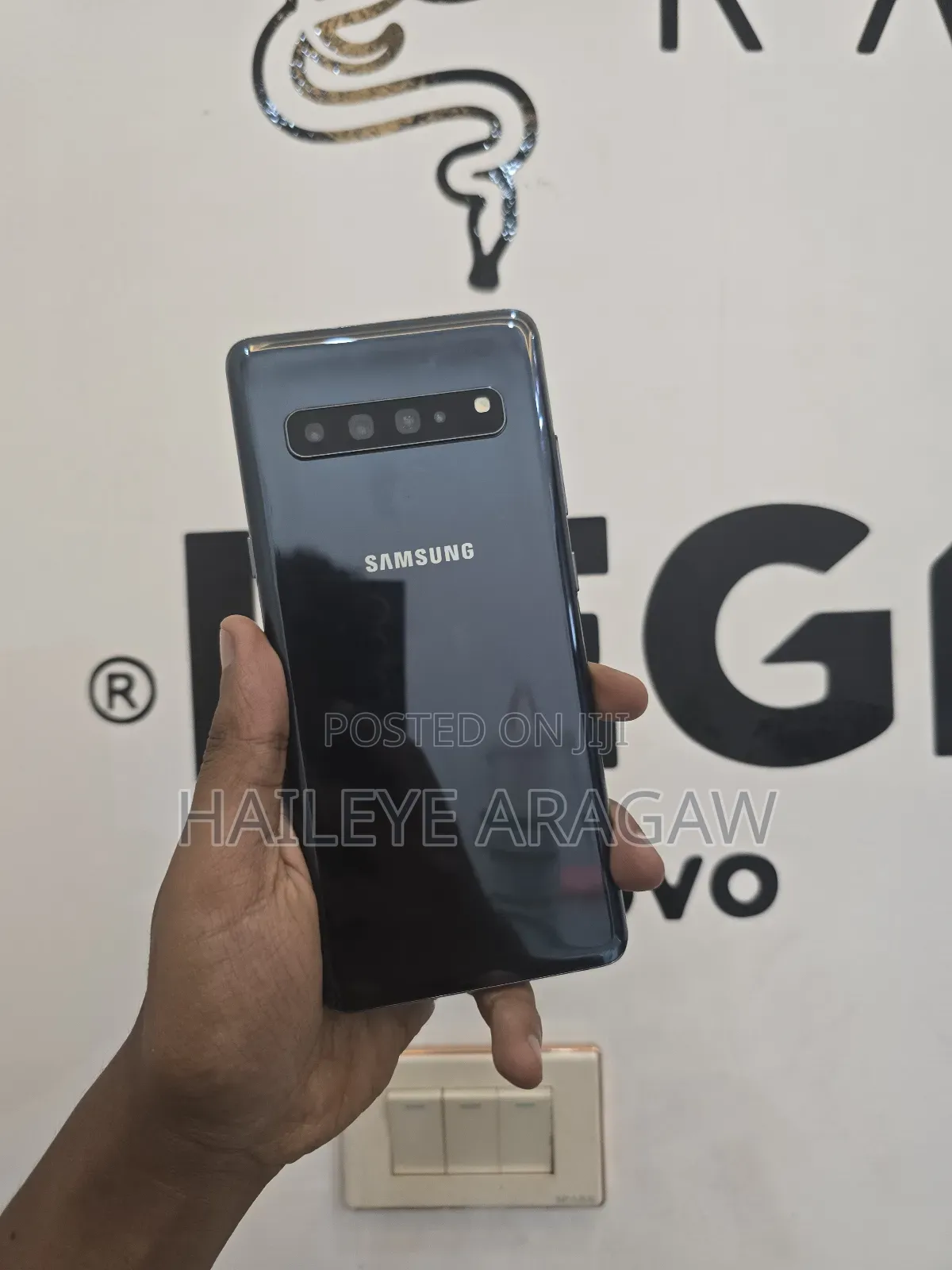 New Samsung Galaxy S10 5G 256 GB Black