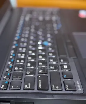 New Laptop Dell Latitude 5310 16GB Intel Core I7 SSD 1T