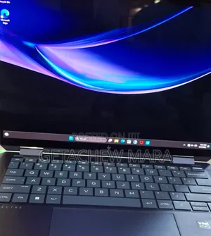 New Laptop HP Spectre 16GB Intel Core I7 SSD 1T