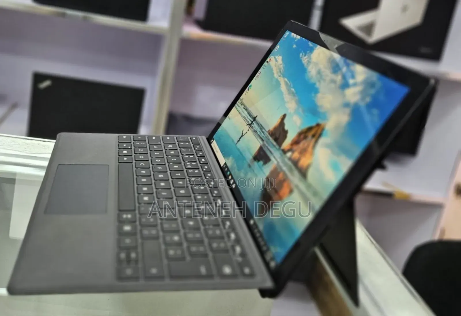 New Laptop Microsoft Surface Pro 6 8GB Intel Core I7 SSD 256GB