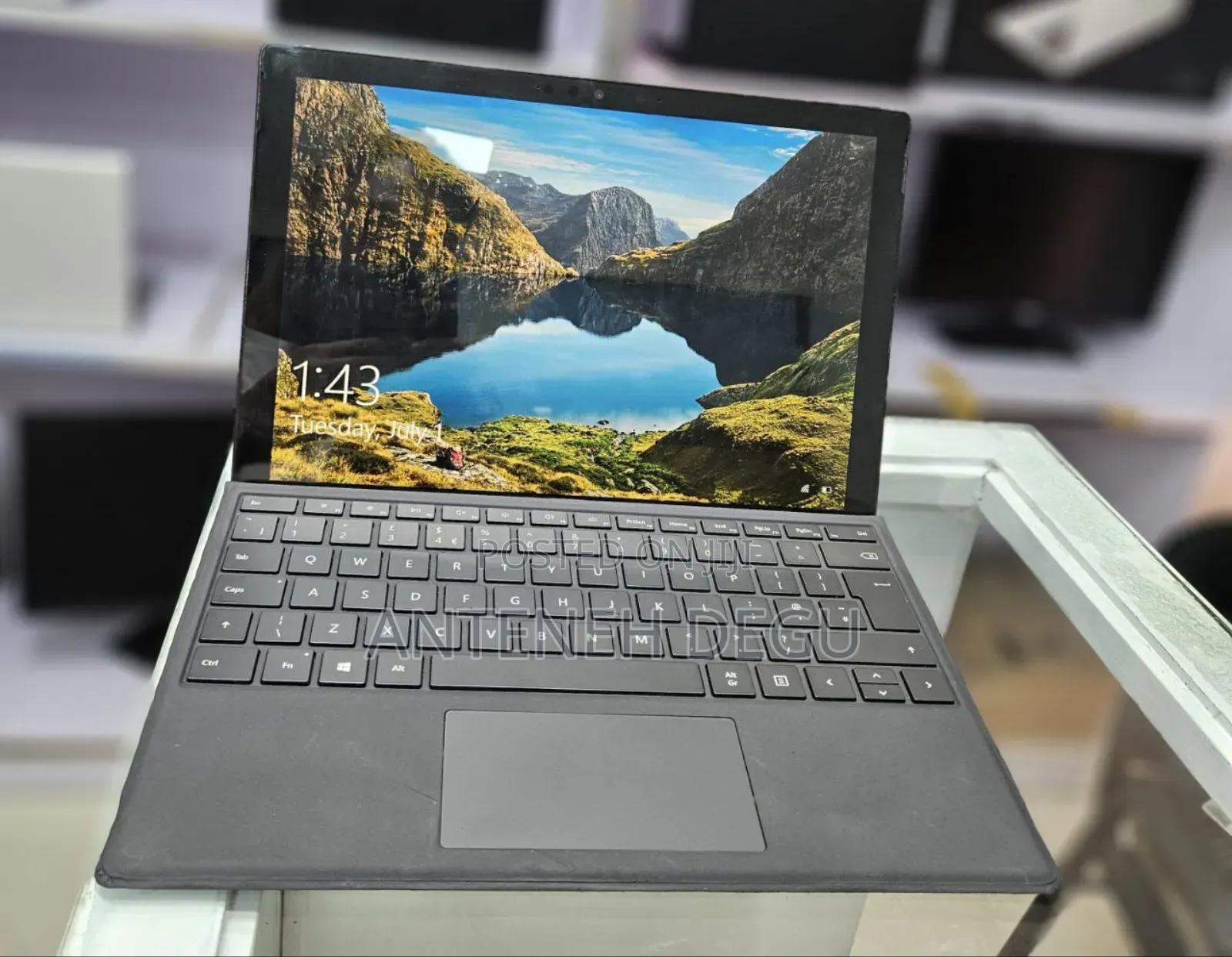 New Laptop Microsoft Surface Pro 7 16GB Intel Core I7 SSD 512GB