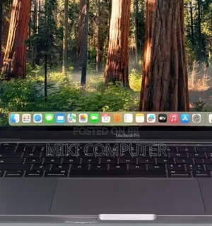 New Laptop Apple MacBook Pro M1 8GB Intel SSD 256GB