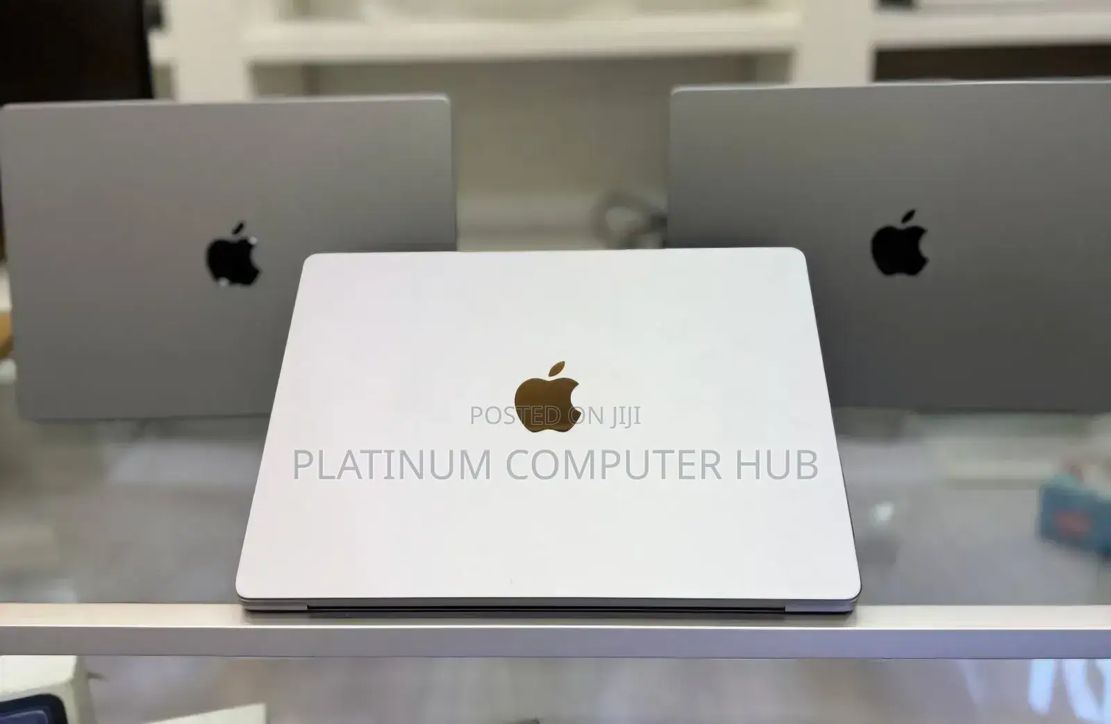 New Laptop Apple MacBook Pro 2021 M1 16GB Apple M1 SSD 512GB