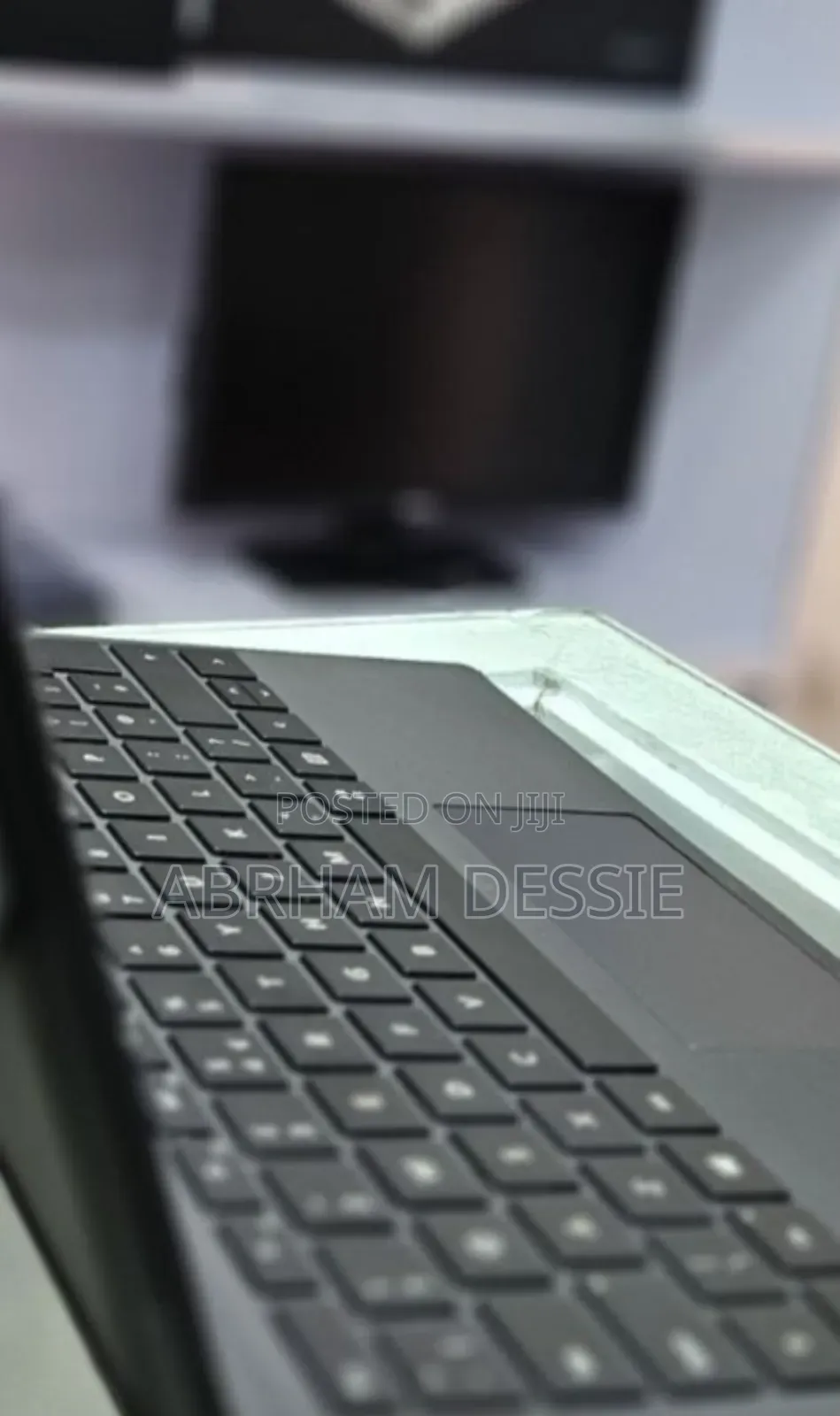 New Laptop Microsoft Surface Pro 7 8GB Intel Core I7 SSD 256GB