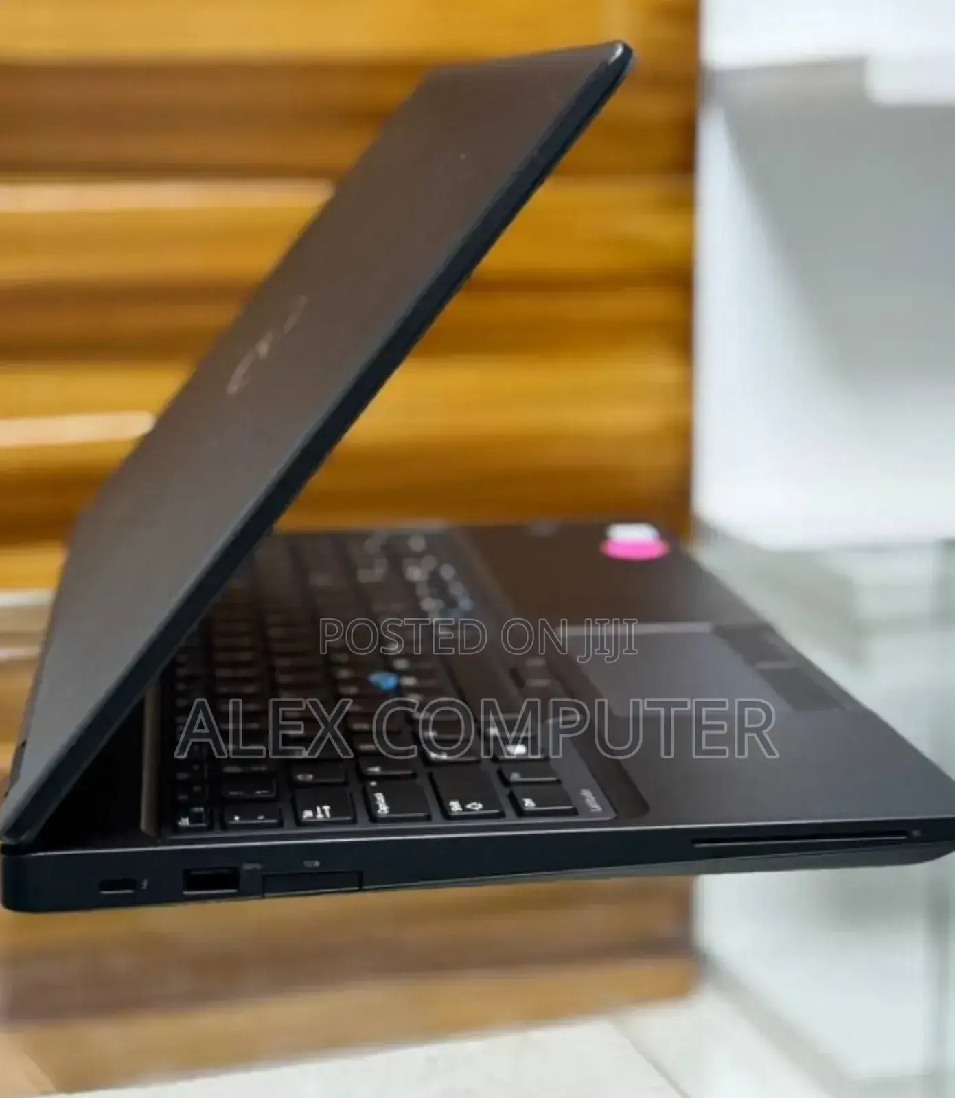 New Laptop Dell Latitude 5310 32GB Intel Core I7 SSD 1T