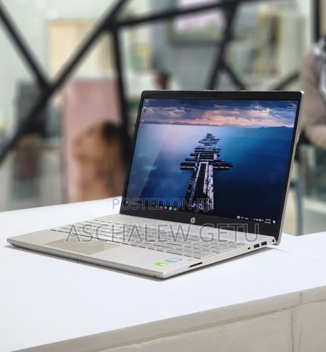 New Laptop HP Pavilion 15 8GB Intel Core I7 SSD 512GB