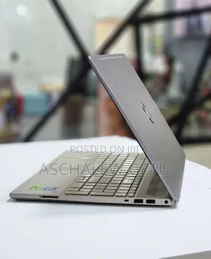 New Laptop HP Pavilion 15 8GB Intel Core I7 SSD 512GB