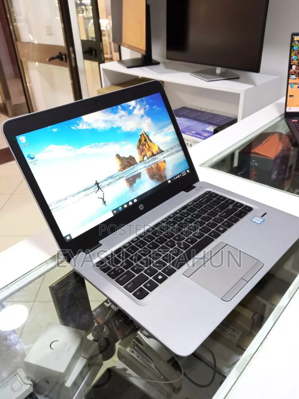 New Laptop HP EliteBook 840 8GB Intel Core I7 HDD+SSD 1T