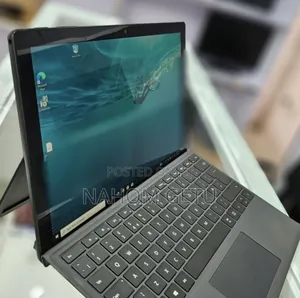 New Laptop Microsoft Surface 8GB Intel Core I7 SSD 512GB