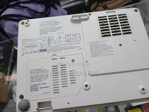 Brand New Sony Projector Model Name VPL-Dx100 Hardware