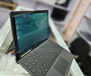 New Laptop Microsoft Surface Pro 6 16GB Intel Core I7 SSD 256GB