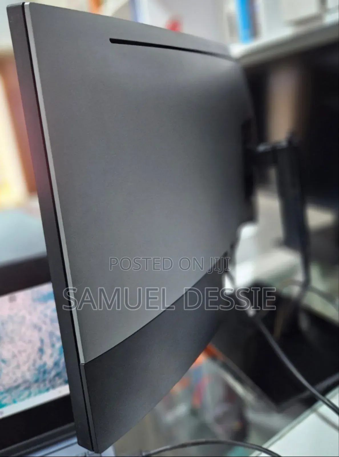 Dell Monitor Frameless