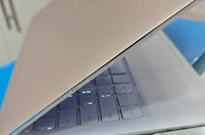 New Laptop Dell XPS 13 8GB Intel Core I7 SSD 512GB